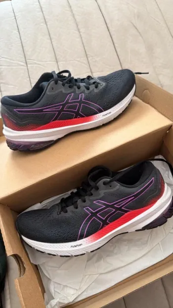 Gebrauchtes Asics GT-1000 11 bike