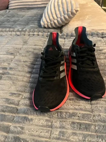 Used Adidas Ultraboost bike — image 8 of 8