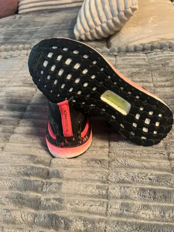Used Adidas Ultraboost bike — image 7 of 8