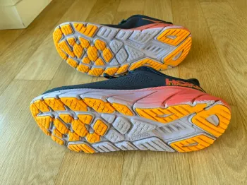 Gebrauchtes Hoka Arahi 7 bike — Bild 4 von 4