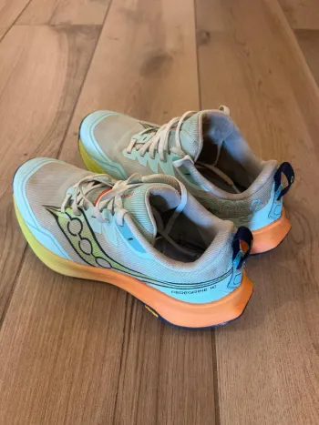 Gebrauchtes Saucony Peregrine 16 bike