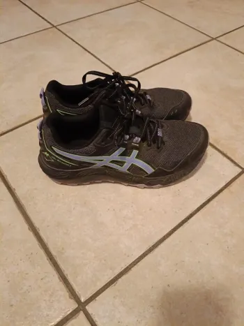 Käytetty Asics Gel Sonoma 7 bike