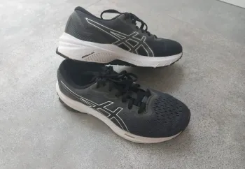 Gebrauchtes Asics GT-1000 11 bike