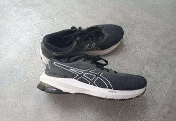Gebrauchtes Asics GT-1000 11 bike — Bild 2 von 8