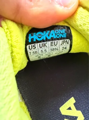 Hoka One One Femme Pointure 38, 5 bike usato — immagine 6 di 6