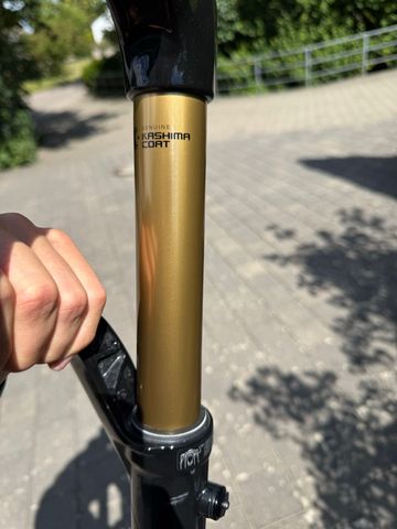 Fox 36 Factory Fork 2023 bike usato — immagine 8 di 10