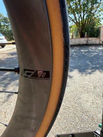 Tweedehands Cadex 50 Ultra Disc 2026 bike — afbeelding 3 van 9