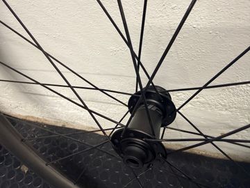 Tweedehands Zipp 303 Firecrest 2024 bike — afbeelding 6 van 6
