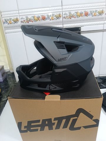 Gebrauchtes LEATT Enduro 4.0 Helmet bike — Bild 1 von 12