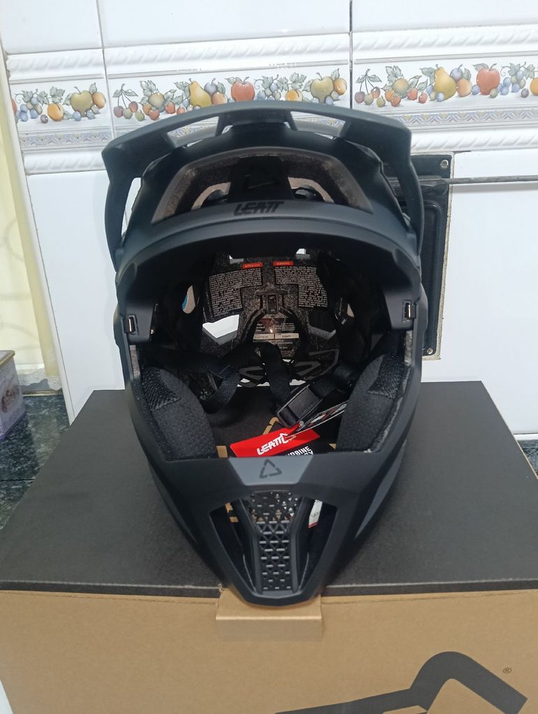 Brugt LEATT Enduro 4.0 Helmet bike — billede 3 af 12