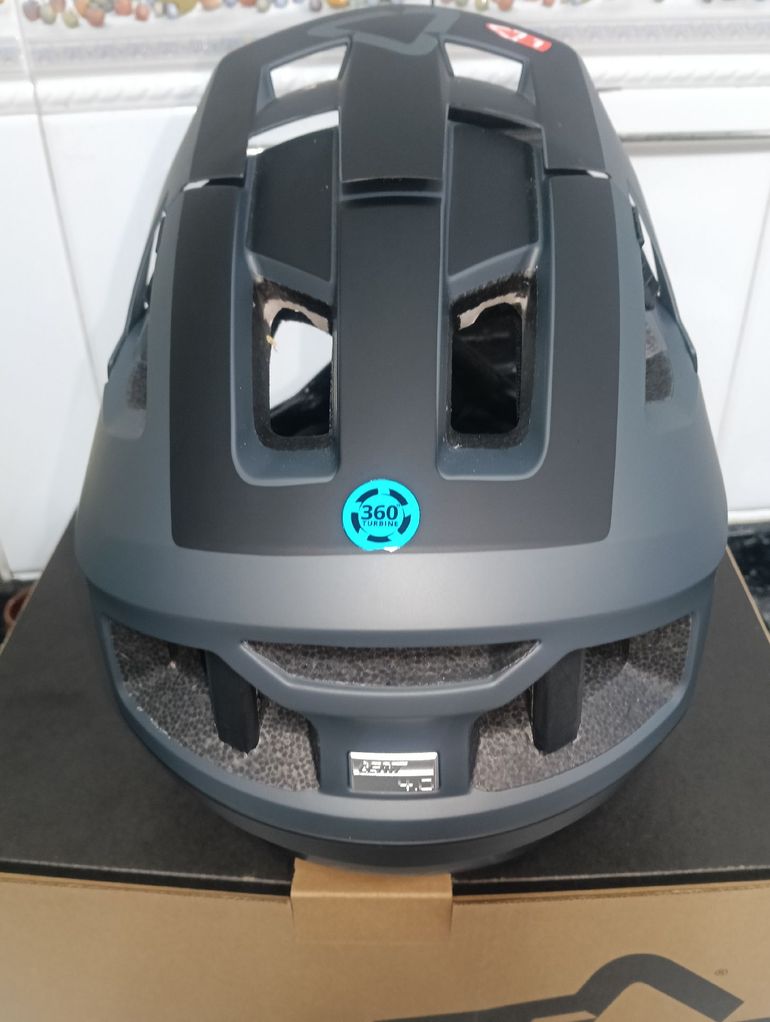 Brugt LEATT Enduro 4.0 Helmet bike — billede 4 af 12