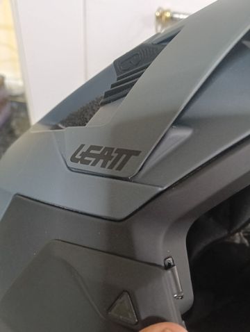 Gebrauchtes LEATT Enduro 4.0 Helmet bike — Bild 8 von 12