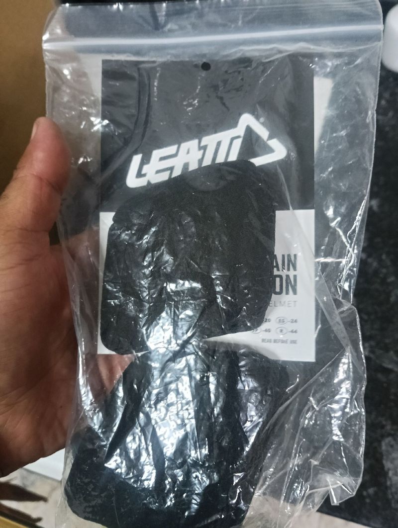 Gebrauchtes LEATT Enduro 4.0 Helmet bike — Bild 11 von 12