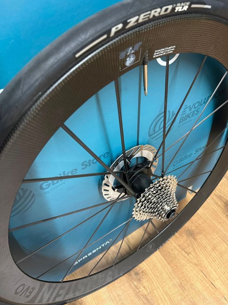 Brugt Lightweight Meilenstein Evo Disc Schwarz Edition Set 2025 bike — billede 4 af 8