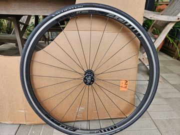 Tweedehands Dt Swiss 4.0 Wheelset bike — afbeelding 3 van 7