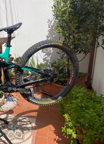 Used Dt Swiss Wheel bike — image 1 of 2