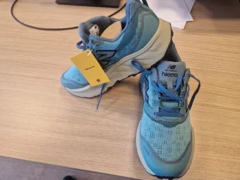 Gebrauchtes New Balance Hierro v9 bike