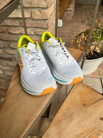 Brugt Hoka Bondi X bike