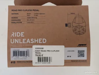 Used Giant Road pro clipless bike — image 2 of 2