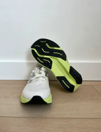 Used New Balance Propel V5 bike — image 4 of 4