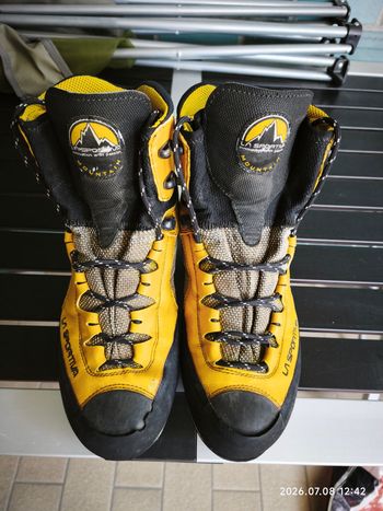 Tweedehands La Sportiva Scarponi alpinismo bike