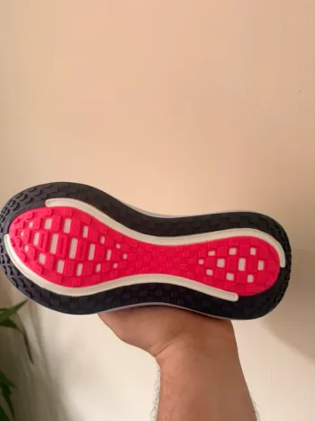 Used Nike Vomero 18 bike — image 4 of 7