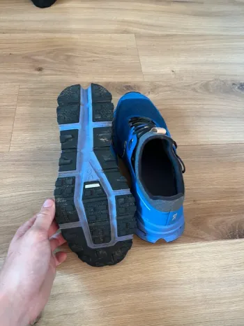 Używany On Running Cloudultra bike — zdjęcie 7 z 15