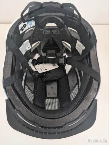 Used White Hyban 2.0 bike — image 9 of 9