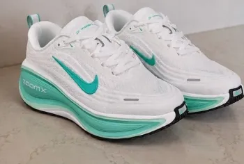 Gebrauchtes Nike ZoomX bike — Bild 2 von 3