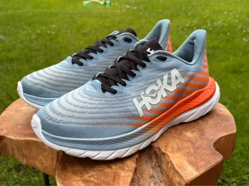 Tweedehands Hoka Mach 5 bike