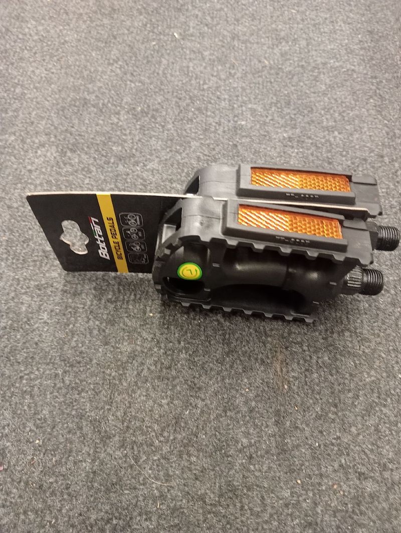 Used bottari Pedals 2026 bike — image 3 of 4