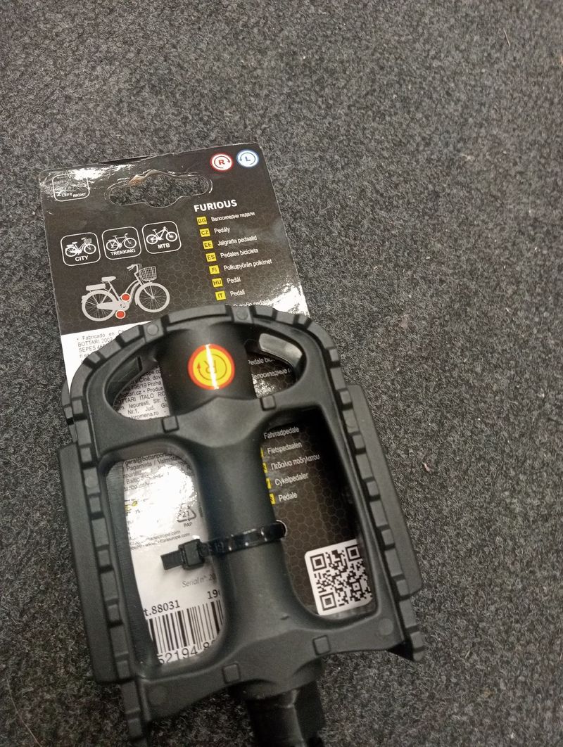 Used bottari Pedals 2026 bike — image 2 of 4