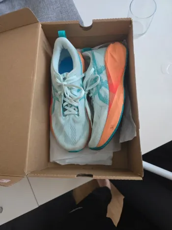 Asics Novablast 5 bike usato