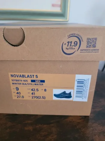 Asics Novablast 5 bike usato — immagine 10 di 10