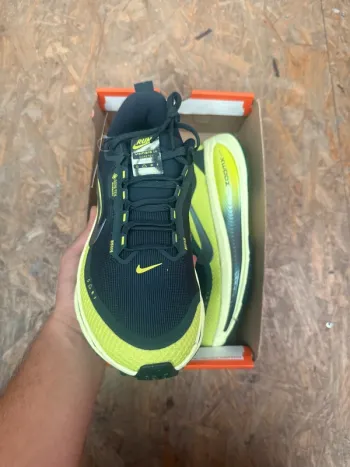 Gebrauchtes Nike Vomero 18 Gore-Tex bike — Bild 3 von 9