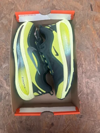 Gebrauchtes Nike Vomero 18 Gore-Tex bike — Bild 2 von 9