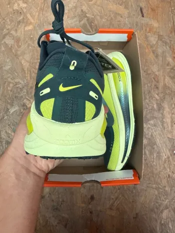 Gebrauchtes Nike Vomero 18 Gore-Tex bike — Bild 6 von 9