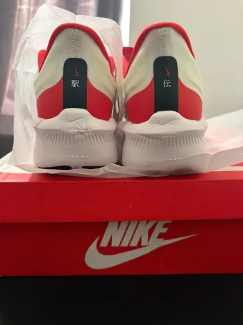 Used Nike Zoom Fly 6 bike — image 5 of 5