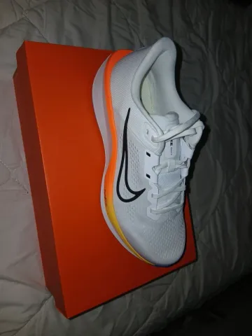 Brugt Nike Chaussure de run bike — billede 1 af 3