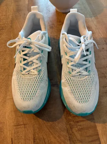 Tweedehands Nike Vomero 18 bike — afbeelding 5 van 6