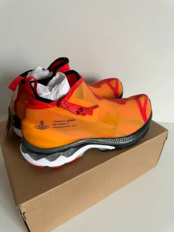 Używany Orange Asics x Vivienne Westwood Gel-Kayano 27 bike — zdjęcie 5 z 14