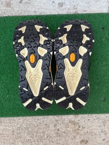 Gebrauchtes Hoka Speedgoat 7 bike — Bild 5 von 8