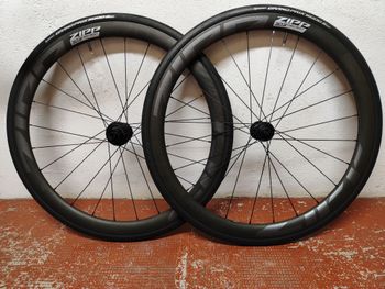 Used Zipp 303 Firecrest Carbon Wheels 2025 bike