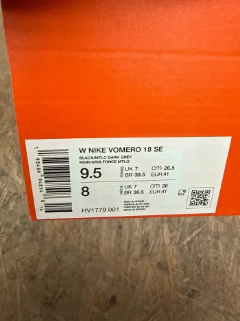 Used Nike Vomero 18 bike — image 9 of 9