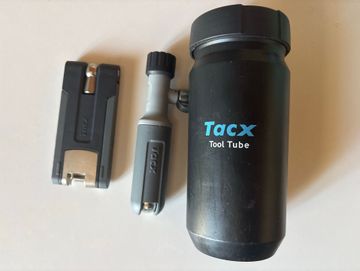 Tacx Kit attrezzi bici pompa CO2 chiavi tool Cycling Accessories usato
