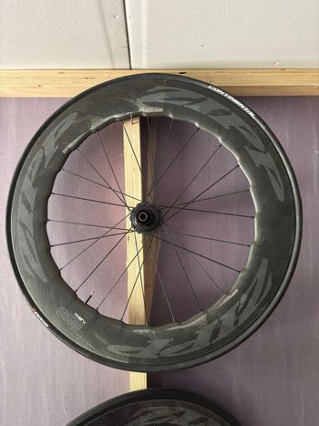 Brugt Zipp 858 NSW 2021 bike — billede 3 af 6