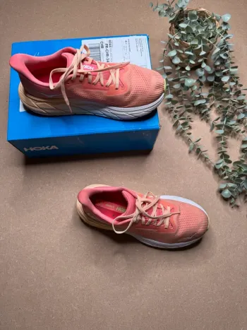 Orange Hoka Arahi 7 bike d'occasion — image 4 sur 15