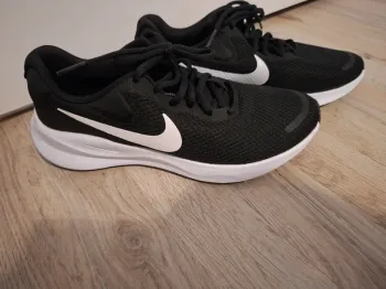Używany Nike Revolution 7 bike