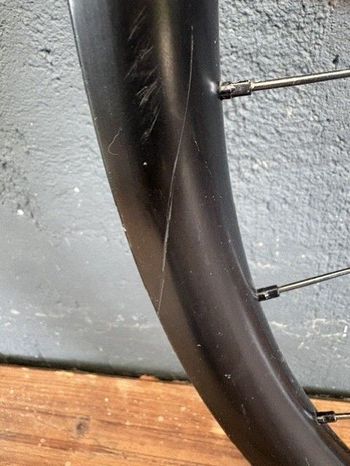 Used Dt Swiss XRC 1501 Spline 30mm bike — image 5 of 8