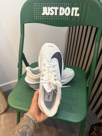 Used Nike Zoom Fly 6 bike — image 4 of 7